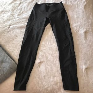 Outdoor Voices 7/8 tech sweat legging -SOLID black